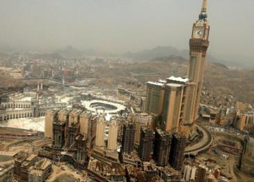 نزاع بين عائلتين هنديتين على ملكية دار ضيافة قرب الحرم المكي